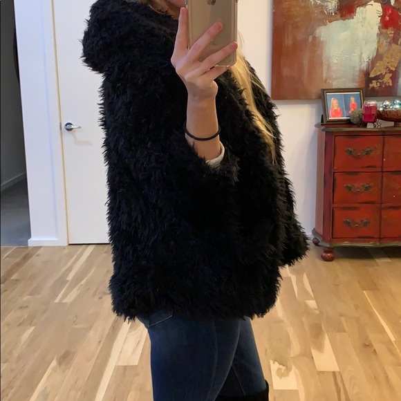 Black Faux Fur Hooded Coat - Picture 5 of 7